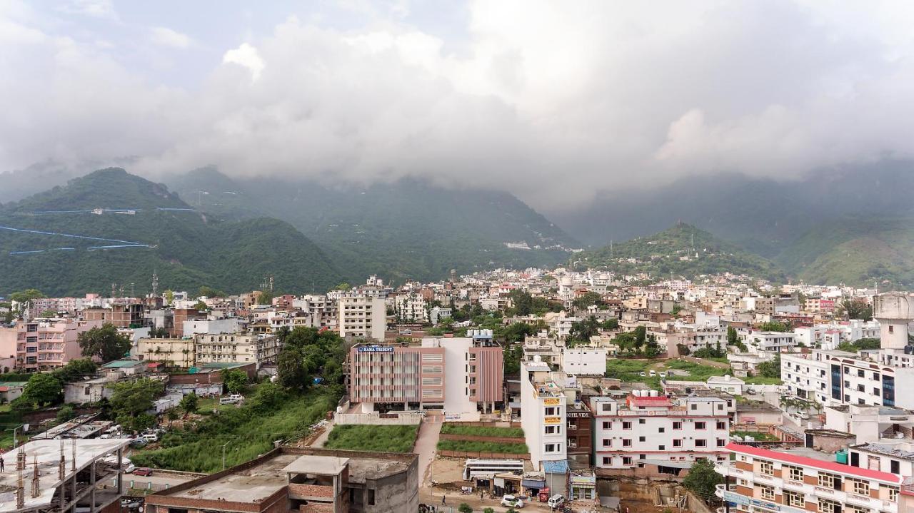 Hotel Rama Trident, Katra Katra  Esterno foto