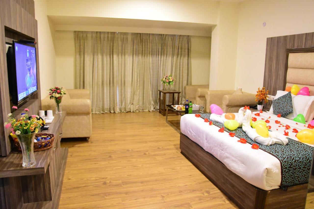 Hotel Rama Trident, Katra Katra  Esterno foto