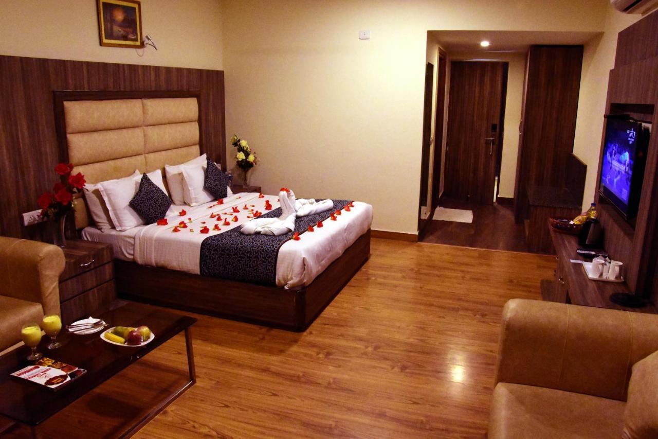 Hotel Rama Trident, Katra Katra  Esterno foto