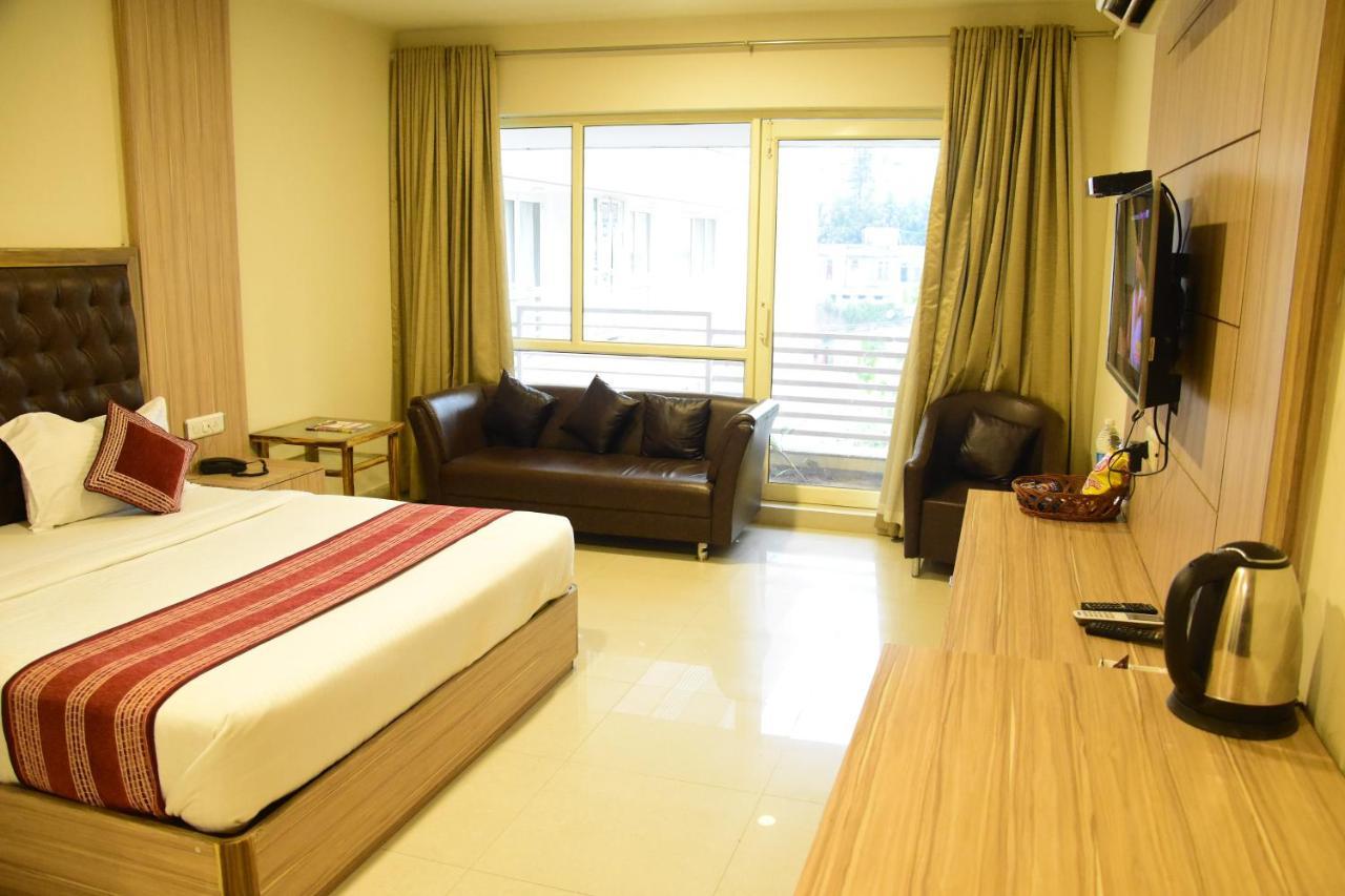 Hotel Rama Trident, Katra Katra  Esterno foto